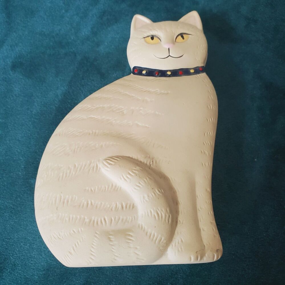 Vintage Cat Ceramic Trinket Box Cream Yellow Eyes Smiling Japan 5-1/4" X 3.5"